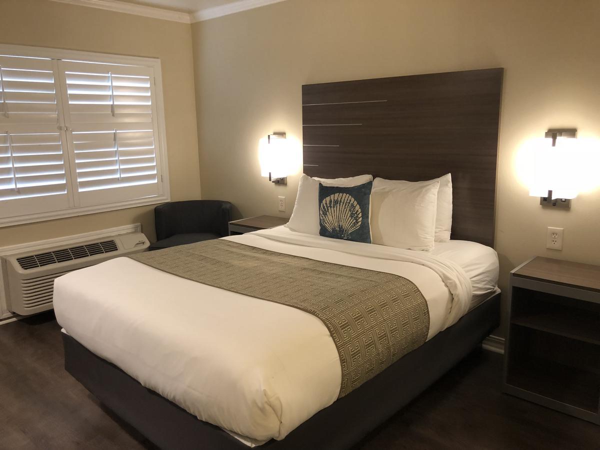 El Castell Motel Monterey Ngoại thất bức ảnh